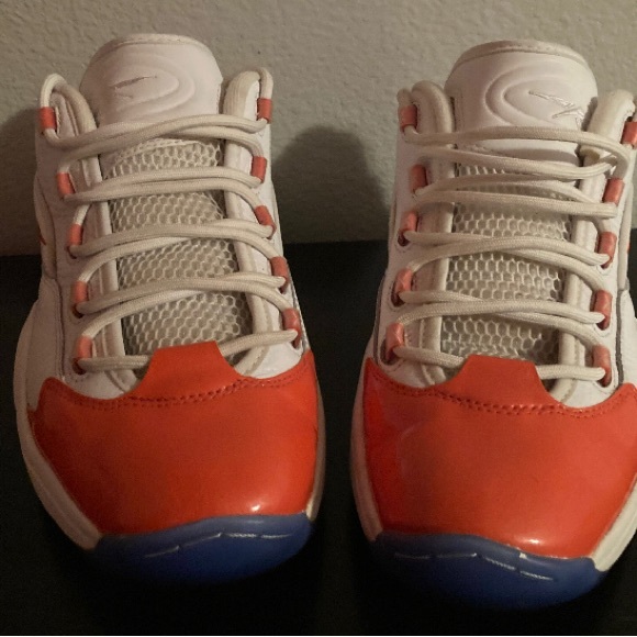 Shoe - Picture 3 of 3